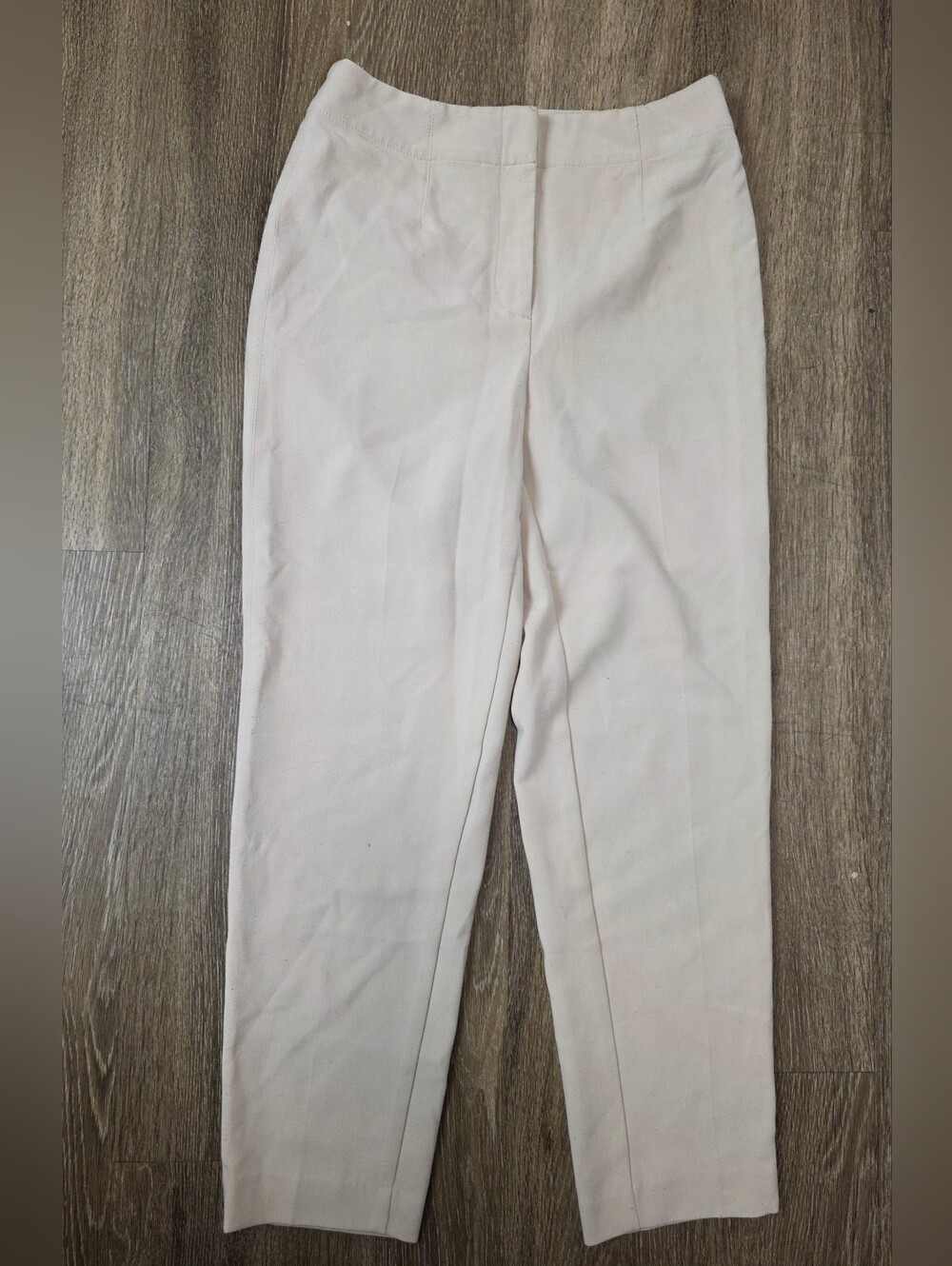 Ann Taylor Pants dress, an ankle-cut and straight in white and cream tones. Size